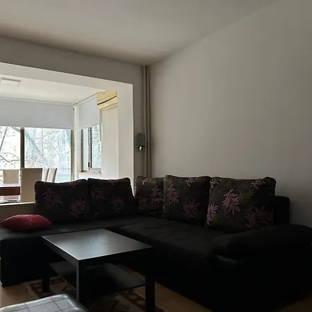 Eva's Place Apartment